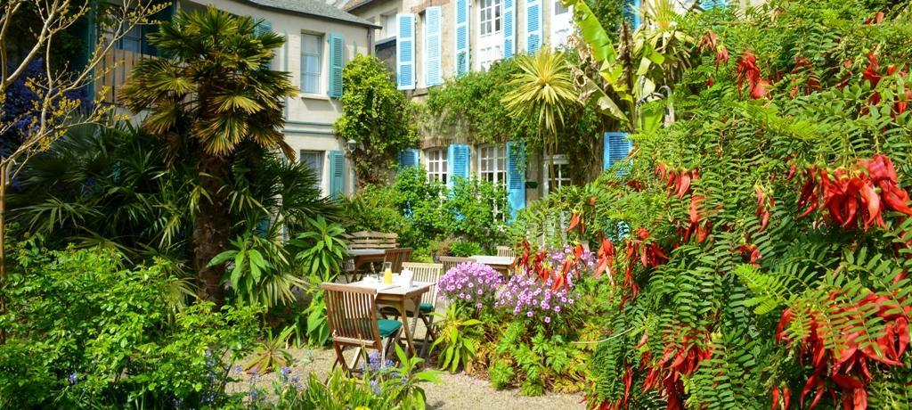 Hotel de France Saint-Vaast-la-Hougue Buitenkant foto